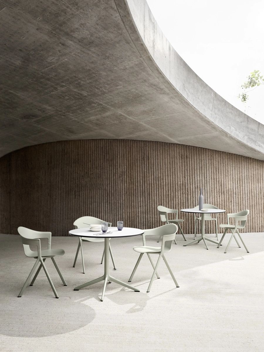 Axyl_Outdoor_Outdoor Chairs Ranges