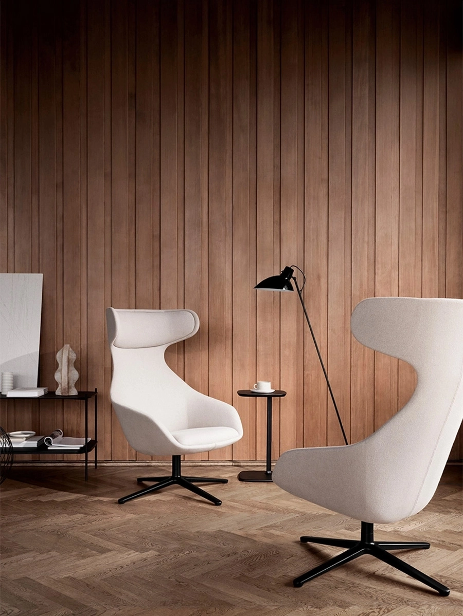 Famiglia_Lounge Chairs