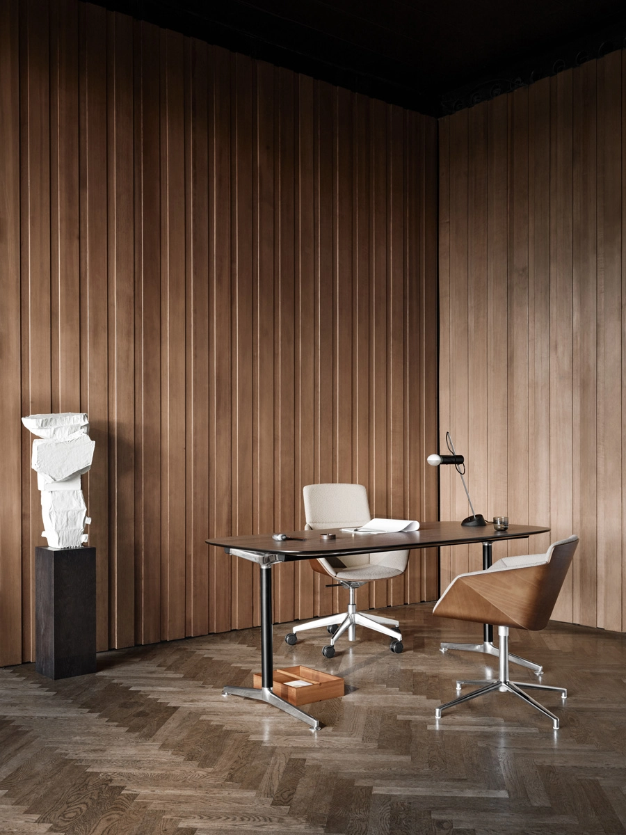 Phoulds_Executive Conference