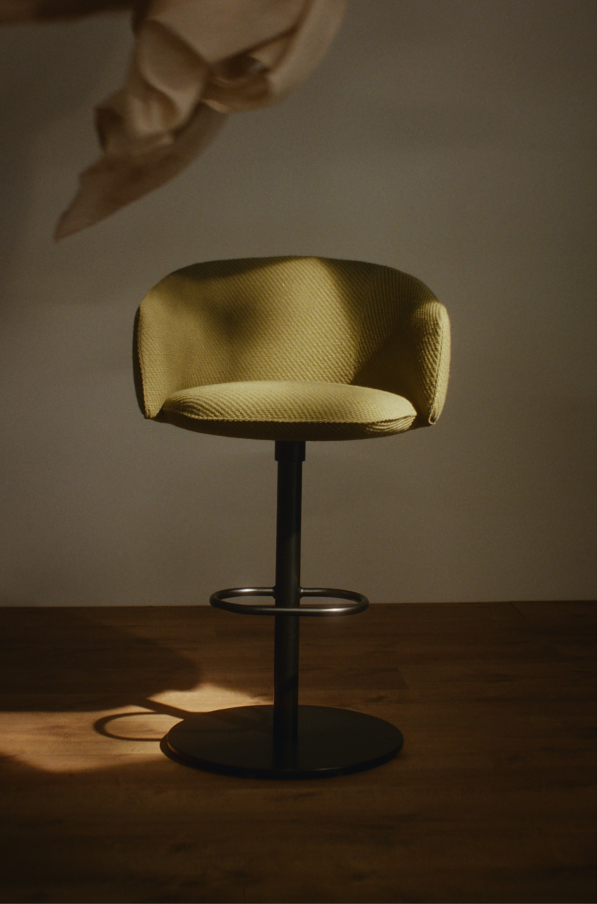 Bastille_Stool_Portrait