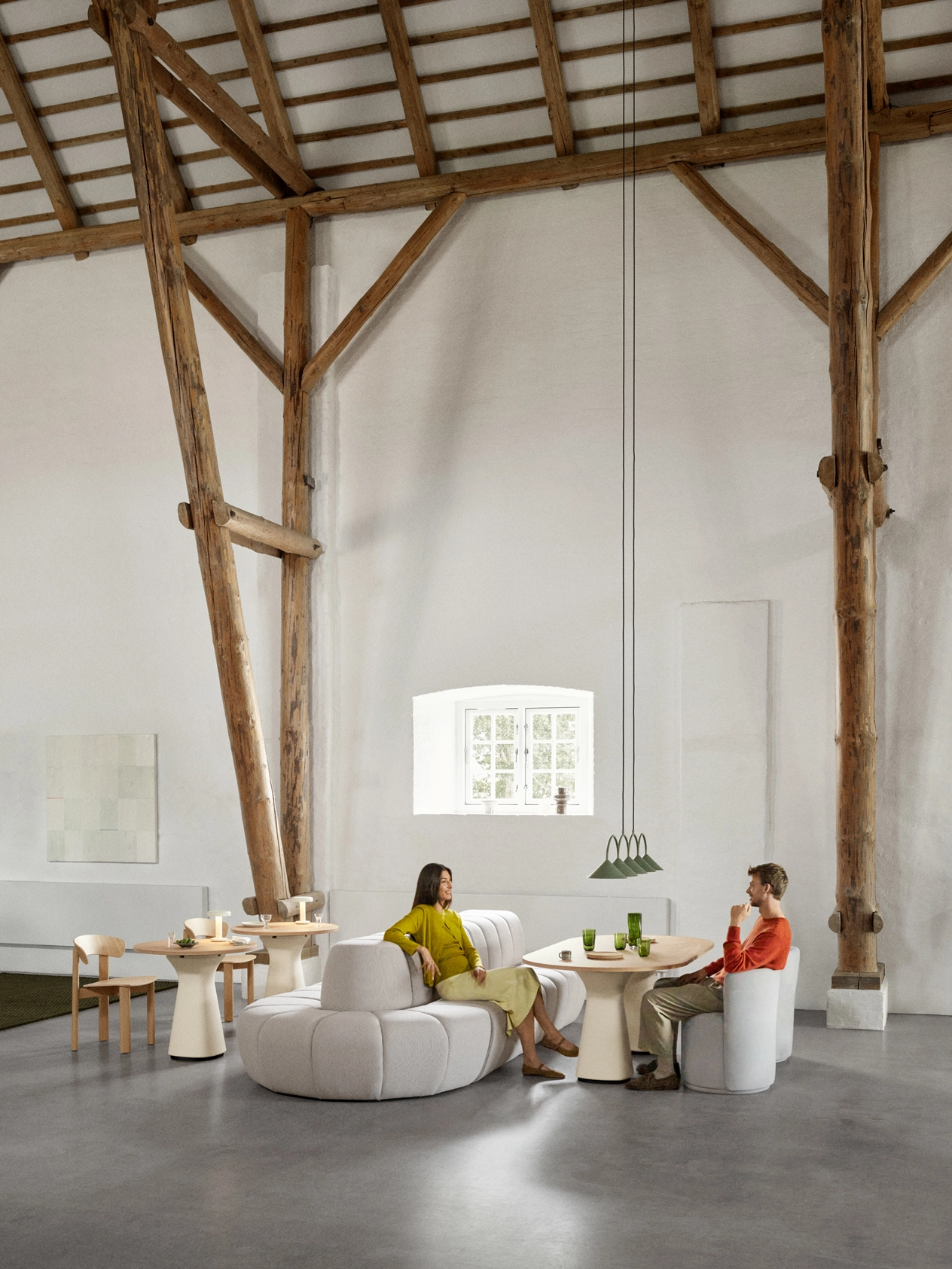 Aura_Modular_Dining_Sofa_product_02