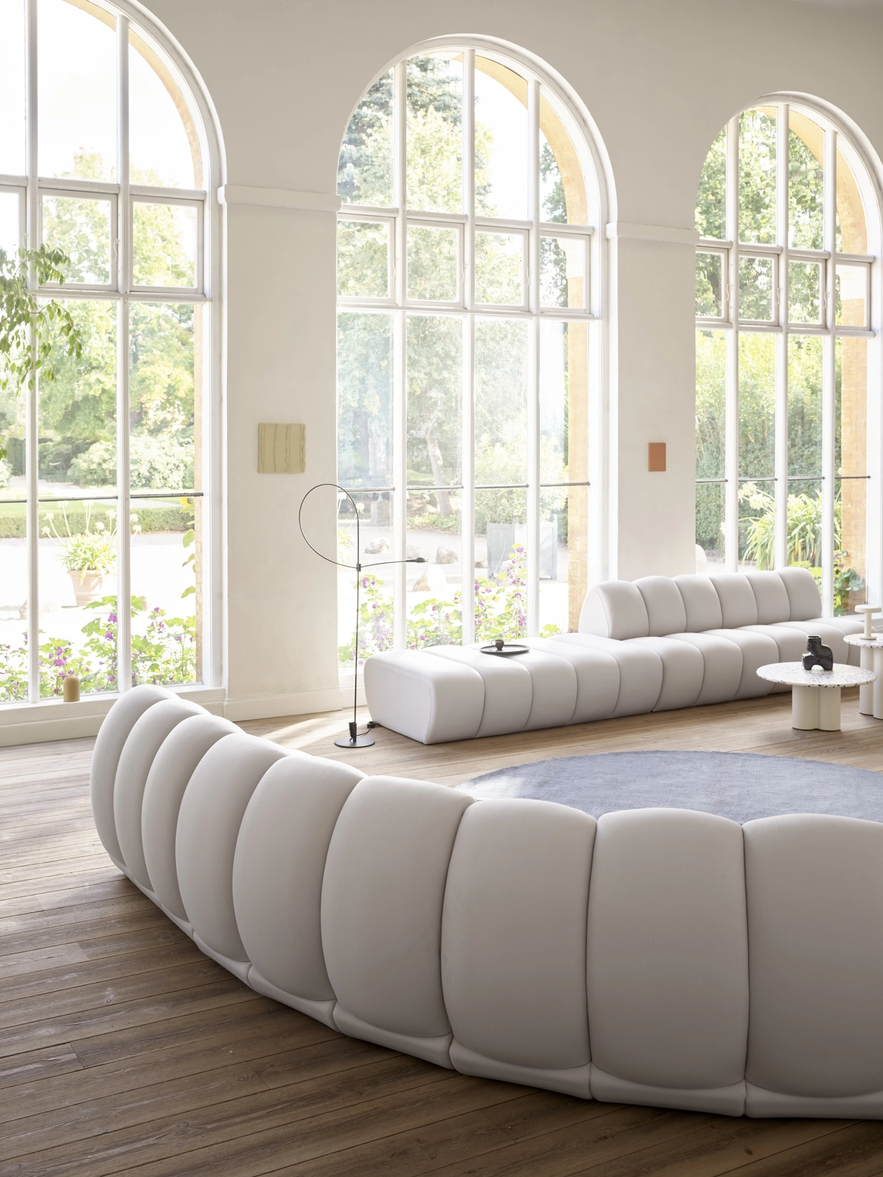 Aura_Modular_Lounge_Sofa_product_02