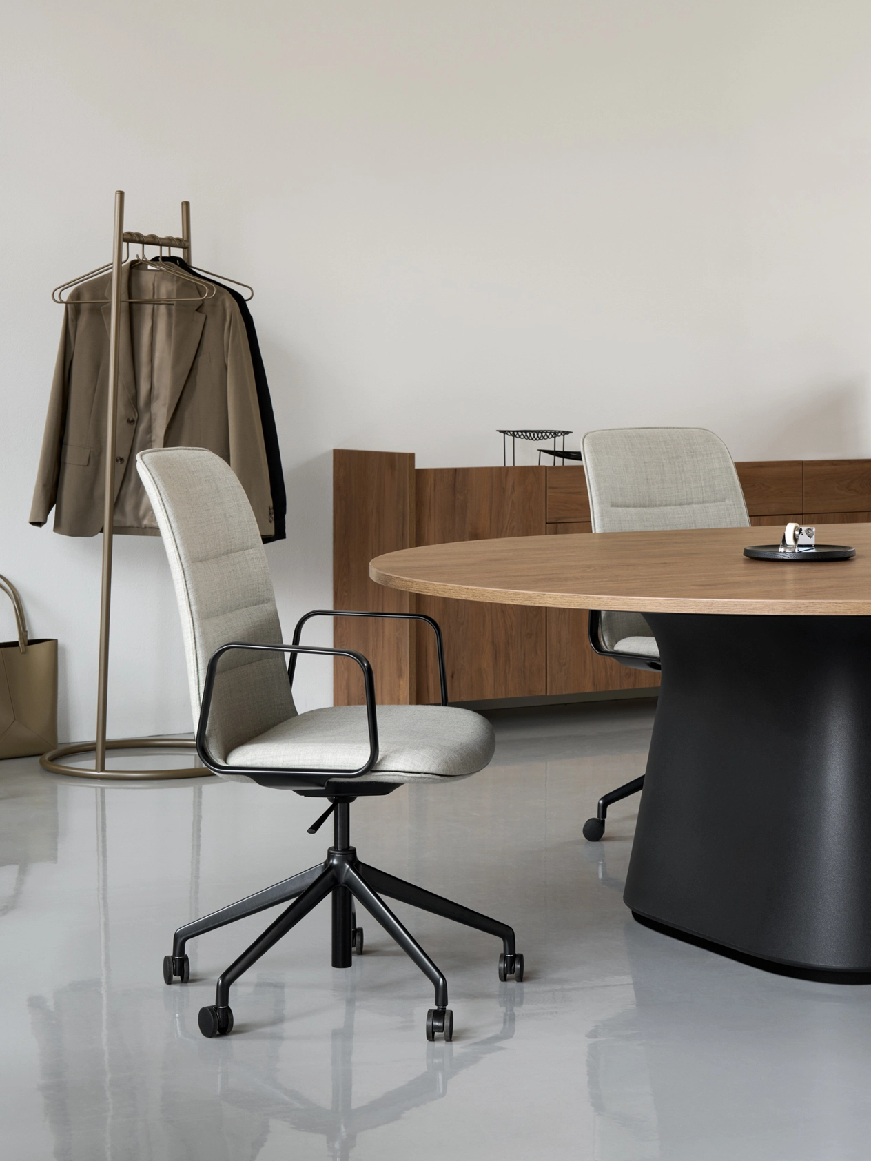 Sula_Tables_family_03